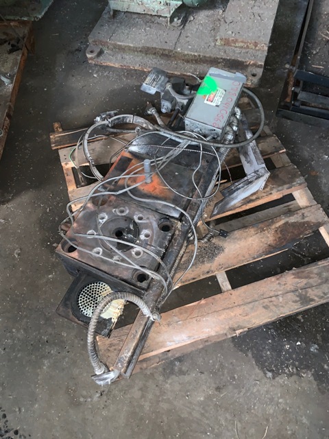 4.5" Beringer Hydraulic Screen Changer.  No hydraulic pump included.