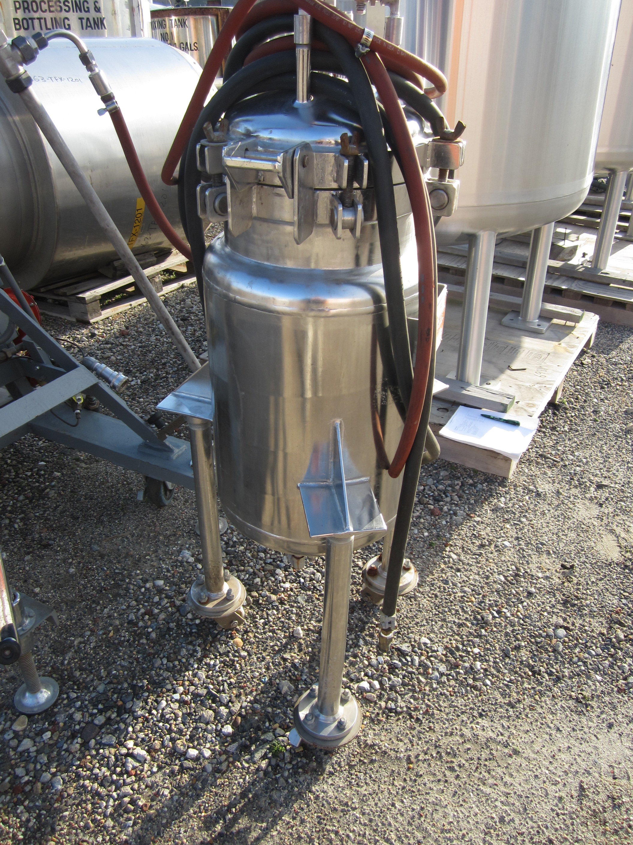 10 Gallon Stainless Steel Jacketed Tank, 150 psi Jacket