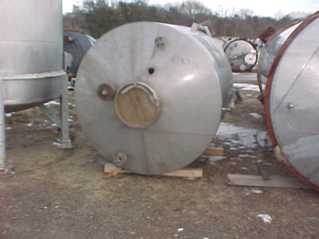 800 Gallon 304 Stainless Steel Vertical Tank, 5'4" Dia. X 5' Straight Side
