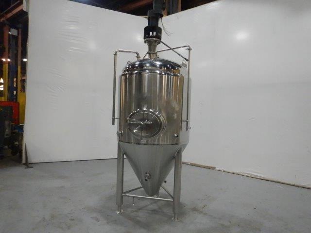 300 Gallon 304 Stainless Steel Fermenter