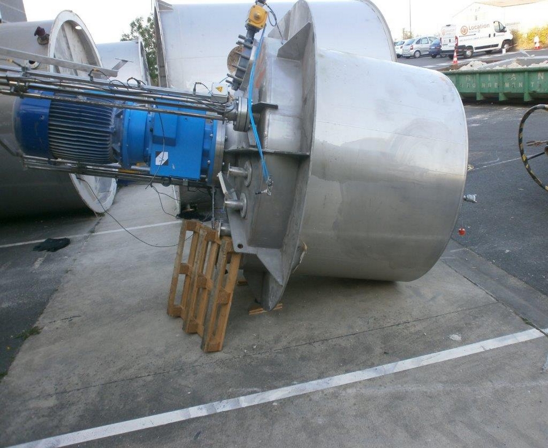 3000 litre ABB CELLIER stainless steel mixing tank-Hp75 -visible by appointment