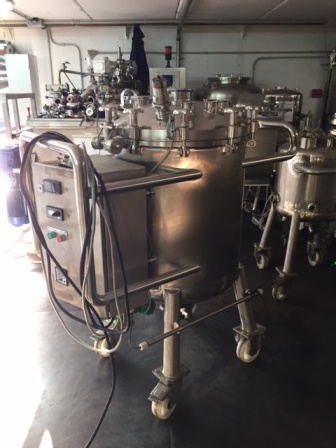 200 Litre Sapphire Engineering 316L Stainless Steel Vertical Mixing Vessel