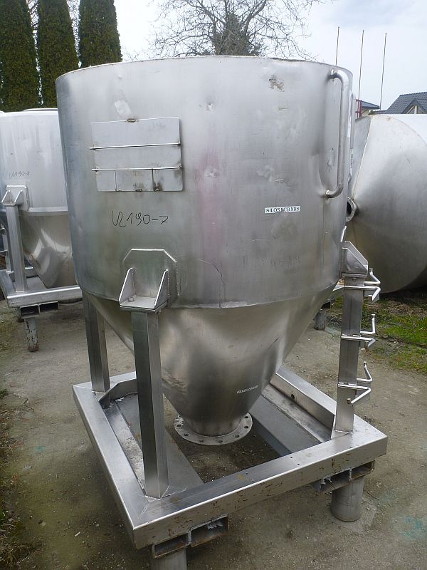 46 Cubic Foot Stainless Steel Vertical Storage Tank For Powders