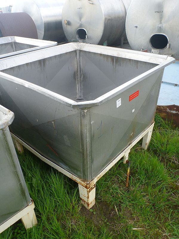 1000 Liters Stainless Steel Rectangular Storage Tank