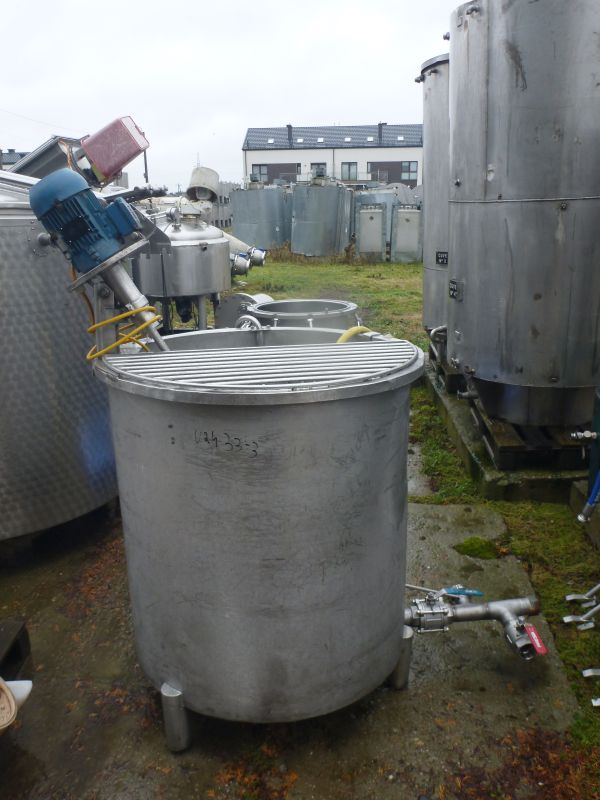 650 L Vertical Stainless Steel Mixing Tank