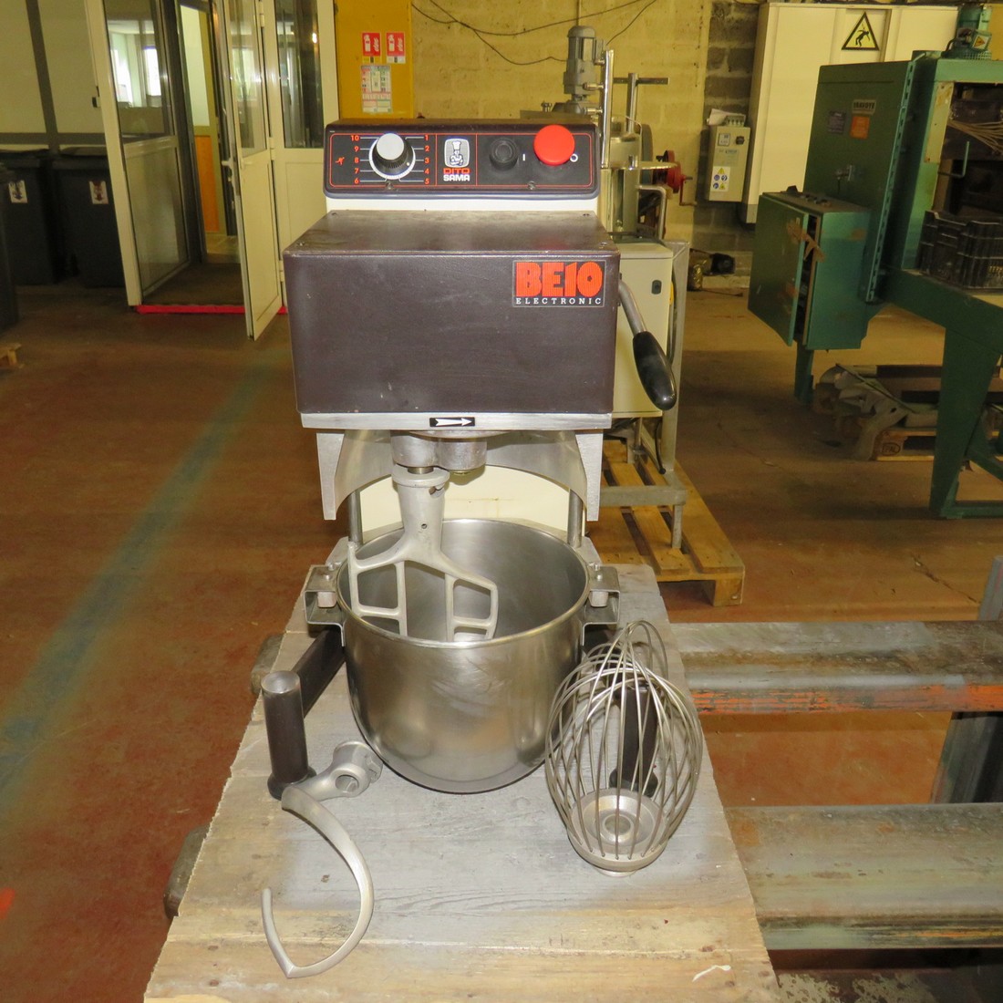 10 litres stainless steel DITO SAMA planetary mixer type BE10