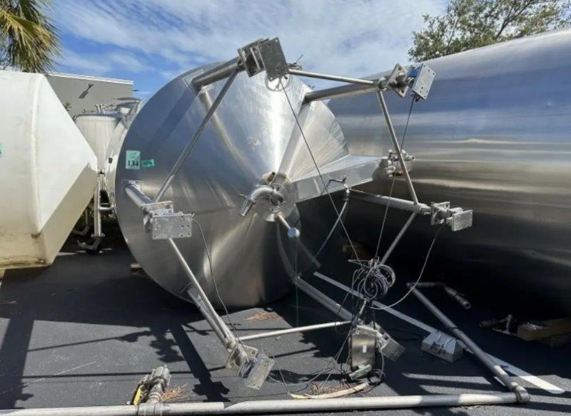 1,500 Gallon 304 Stainless Steel Jacketed Mix Tank