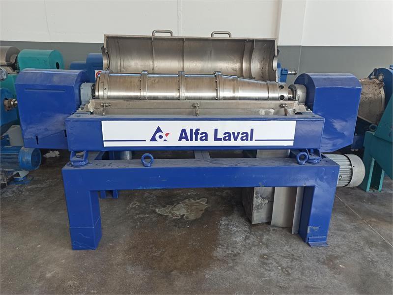 Alfa Laval NX418 Stainless Steel Solid Bowl 3-Phase Decanter Centrifuge